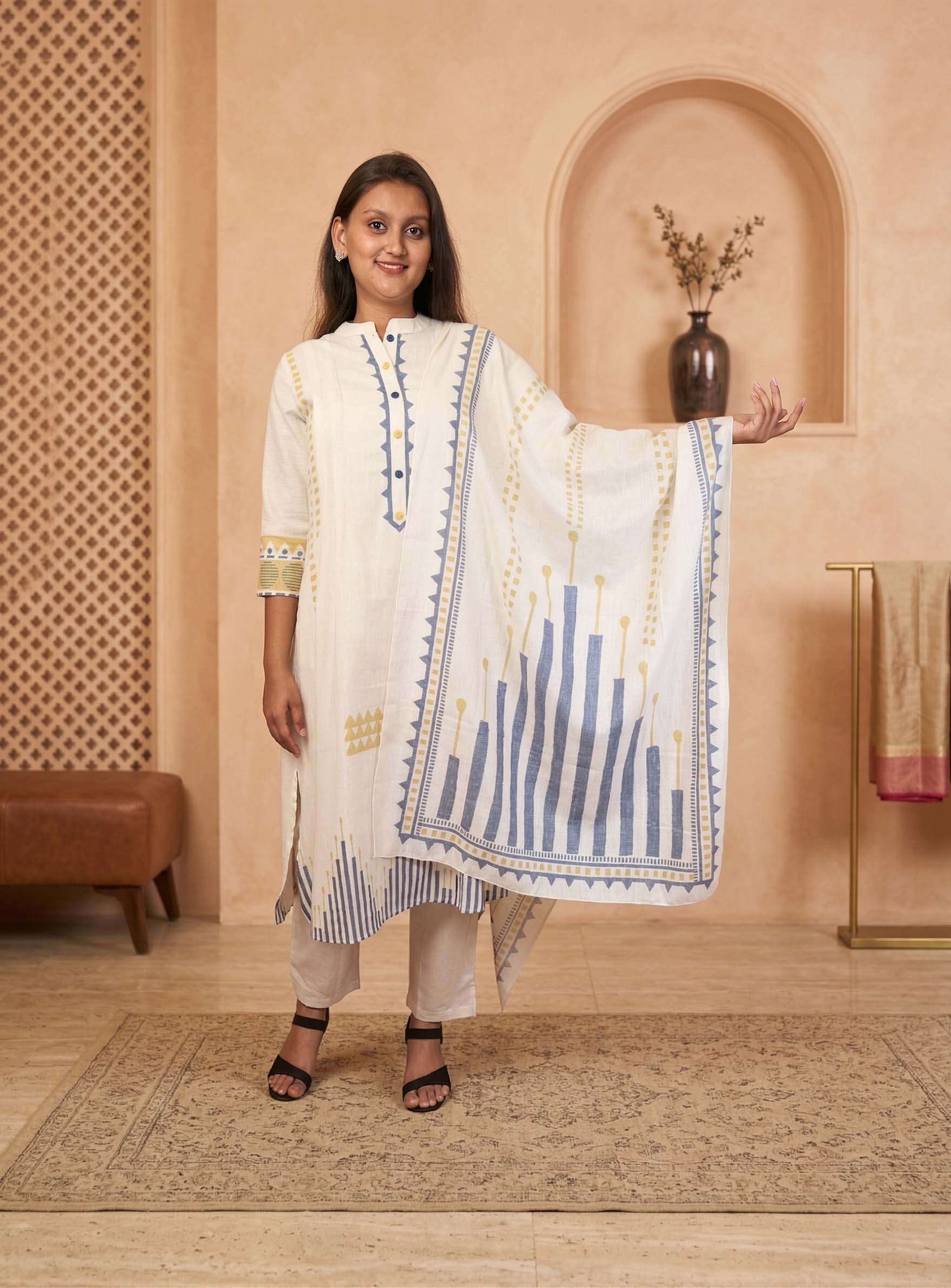 Handloom White cotton Straight Suit Set With Dupatta
